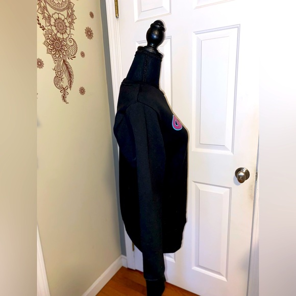 ✨LIKE NEW✨UNISEX YOUTH SIZE L CHAMPION CREW NECK SWEATER🩵🩷 - Picture 4 of 4